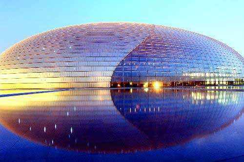 大多數國家仍普遍采用壽命達30-50年的鑄鐵井蓋。